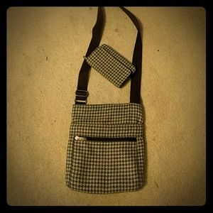 31 brand crossbody purse and wallet